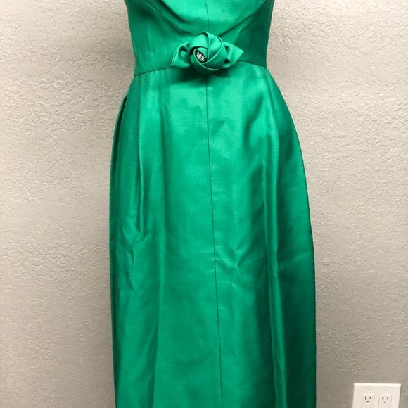 Vintage 50s Pretty Green Bombshell Starlet Gown, Vintage Tailored Sheath Dress - Picture 2 of 5